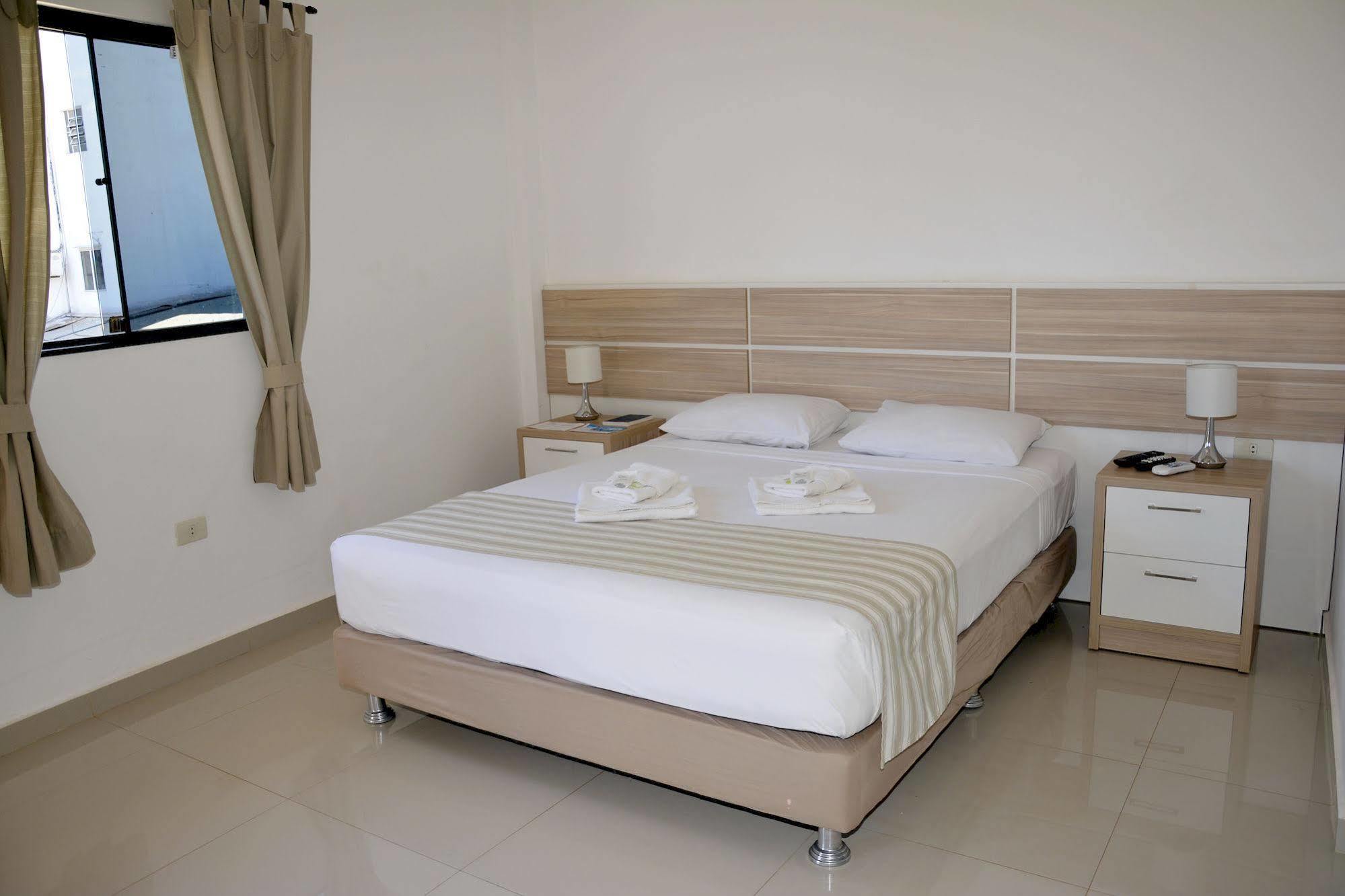 Hotel Salzburgo Ciudad del Este Dış mekan fotoğraf