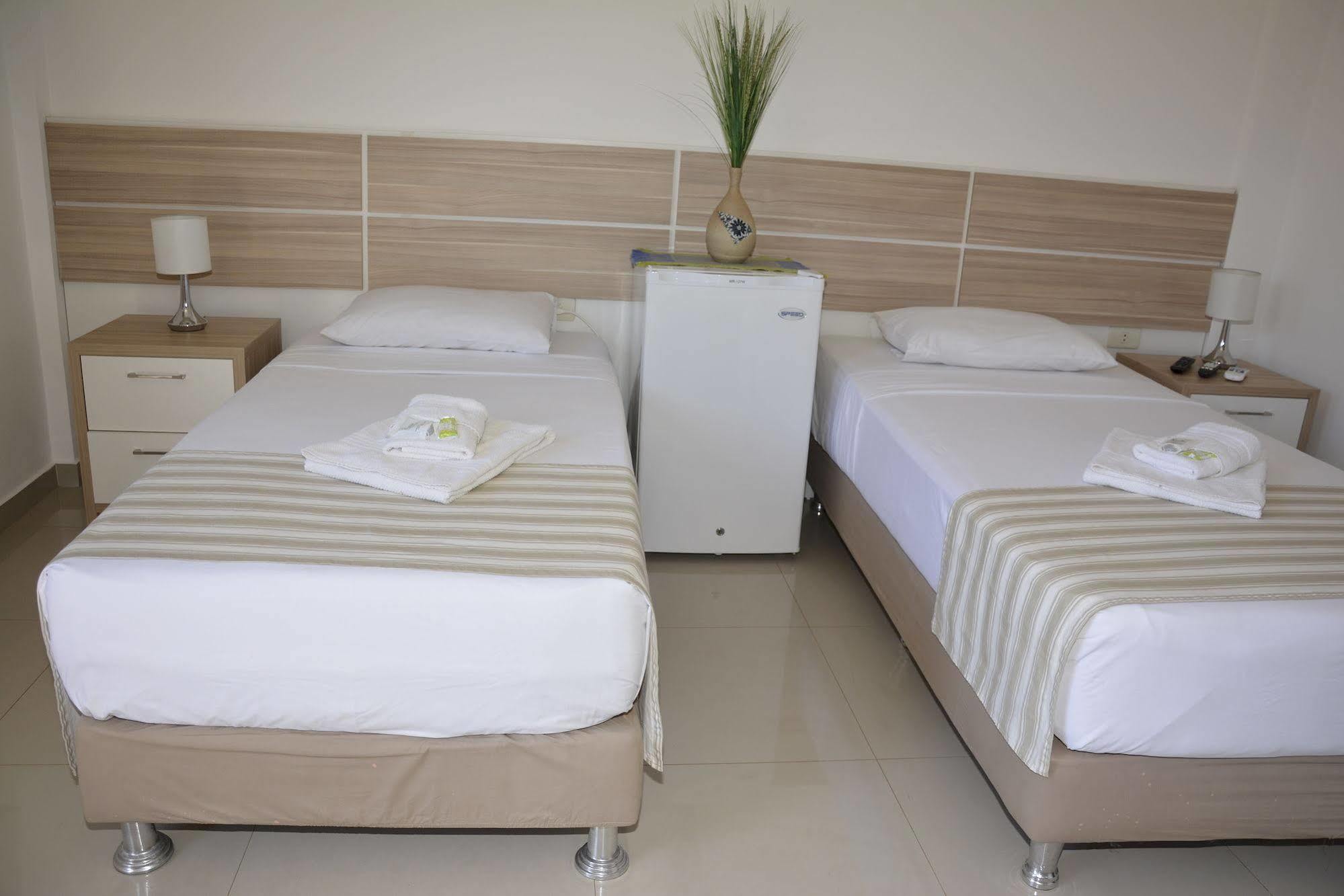 Hotel Salzburgo Ciudad del Este Dış mekan fotoğraf