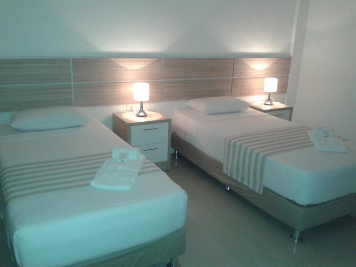Hotel Salzburgo Ciudad del Este Dış mekan fotoğraf